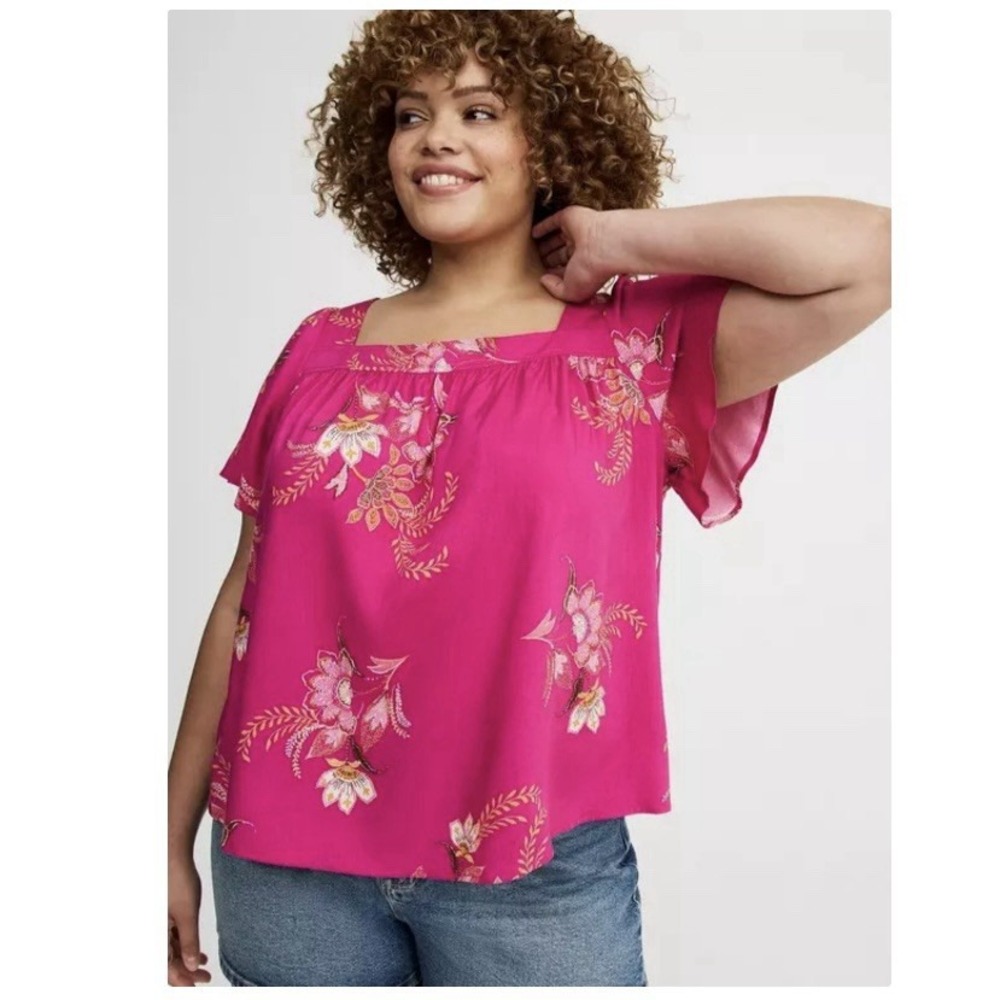 NWT Torrid Pink Floral‎ Challis Flutter Sleeve Top Size 2X